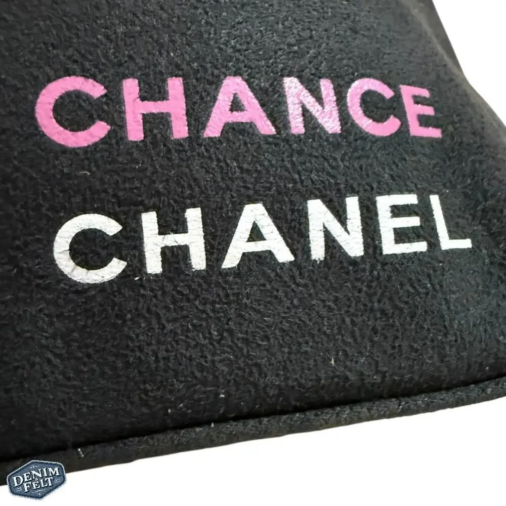 CHANEL Chance Suede Black Cosmetic Pouch with Pink Logo – Travel‎ Makeup Bag